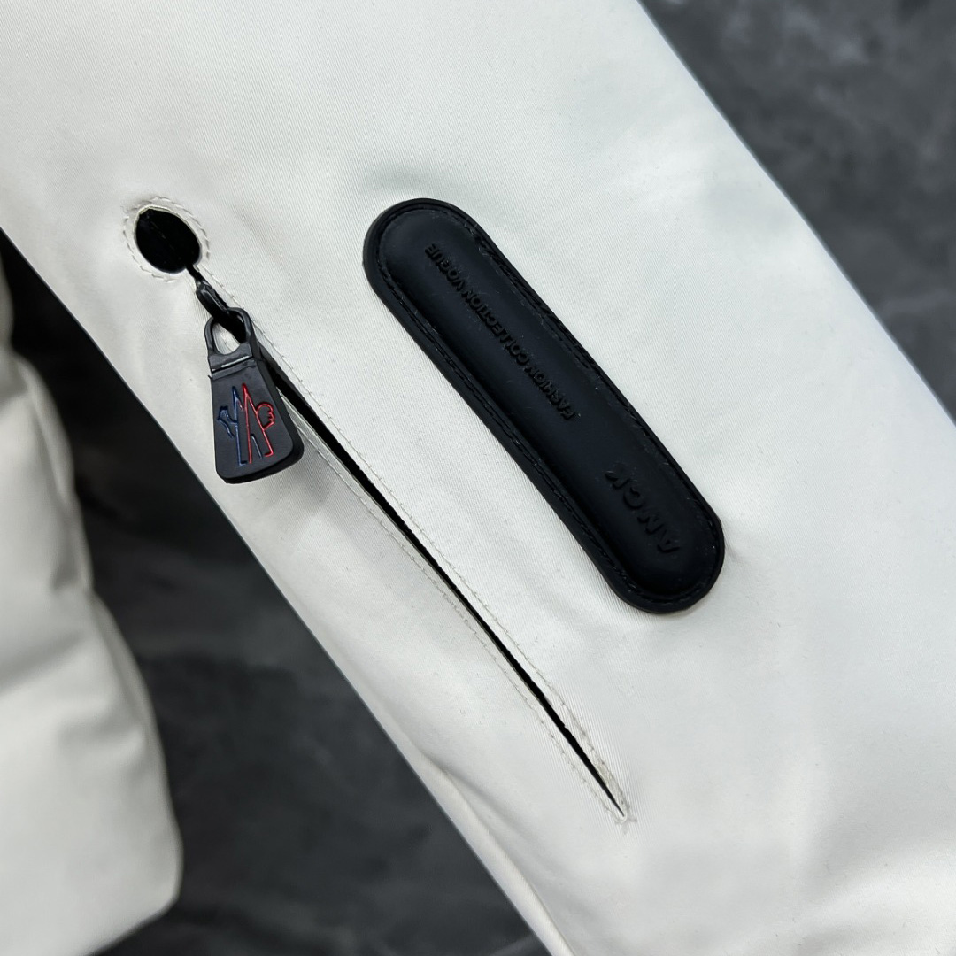 Moncler Short Down Jacket - DopestKickz