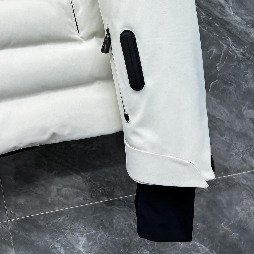 Moncler Short Down Jacket - DopestKickz