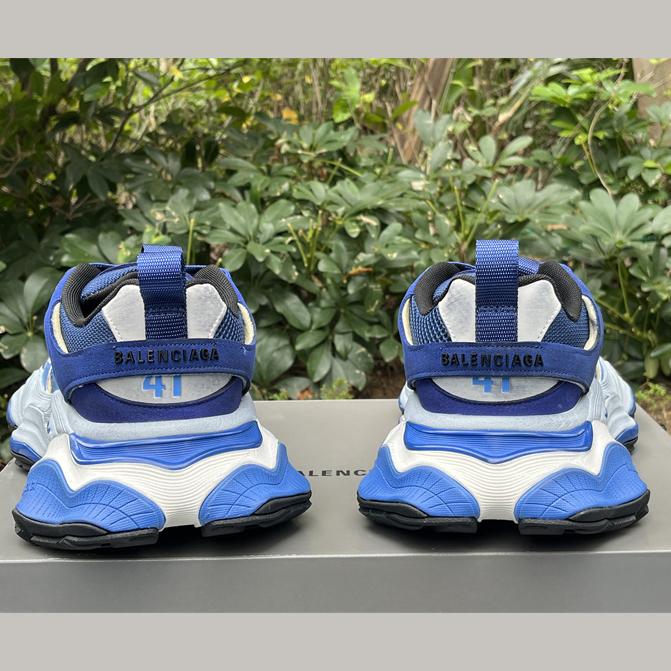 Balenciaga Cargo Sneaker  - DopestKickz