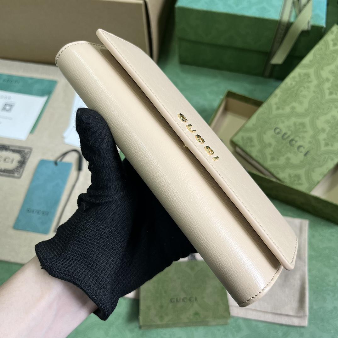 Gucci Continental Wallet With Gucci Script - DopestKickz