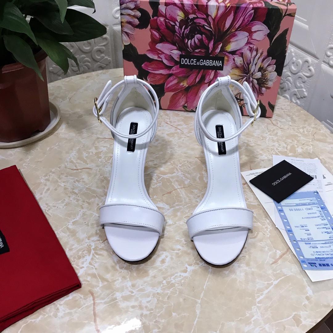 Dolce & Gabbana Nappa Leather Sandals With Baroque DG Detail - DopestKickz