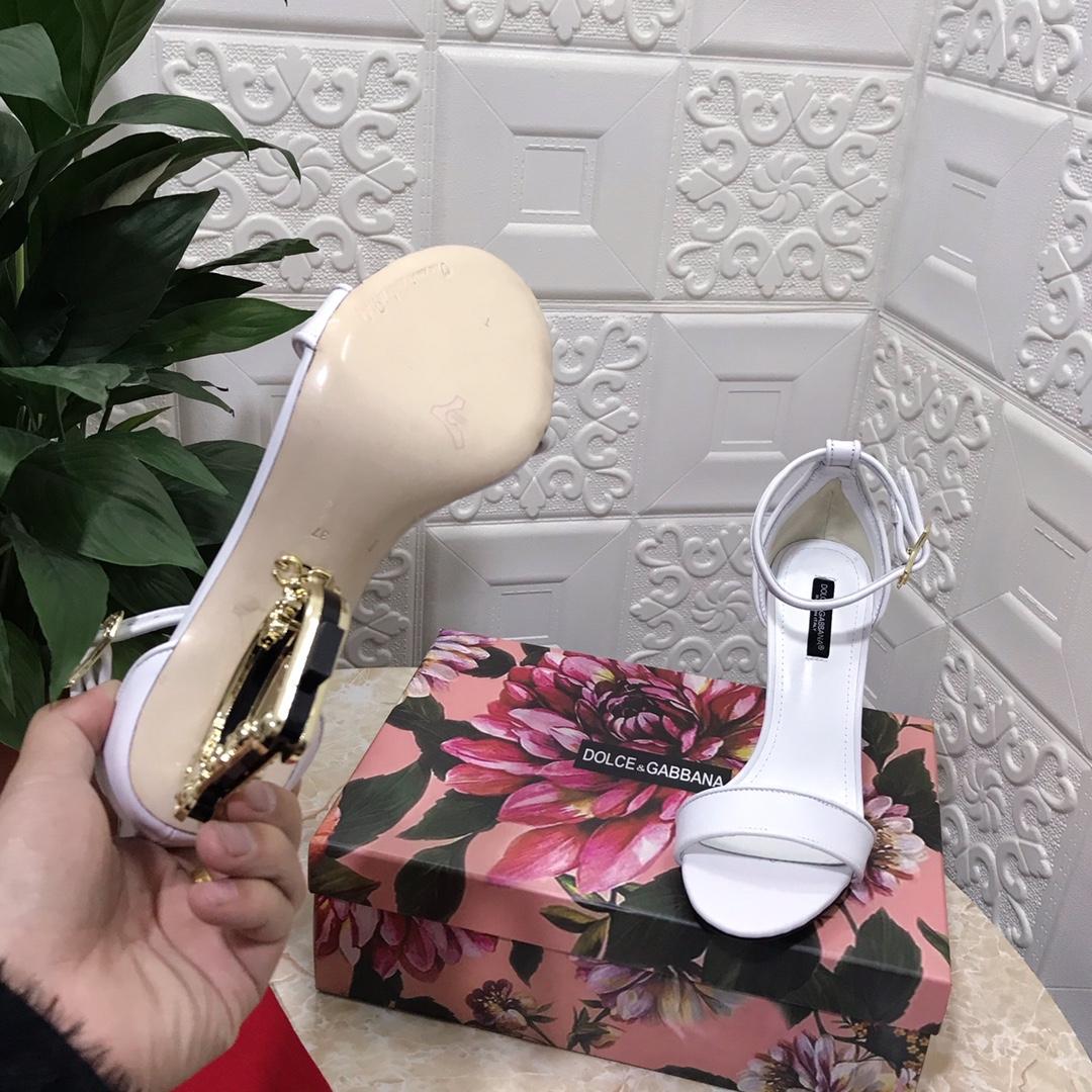 Dolce & Gabbana Nappa Leather Sandals With Baroque DG Detail - DopestKickz