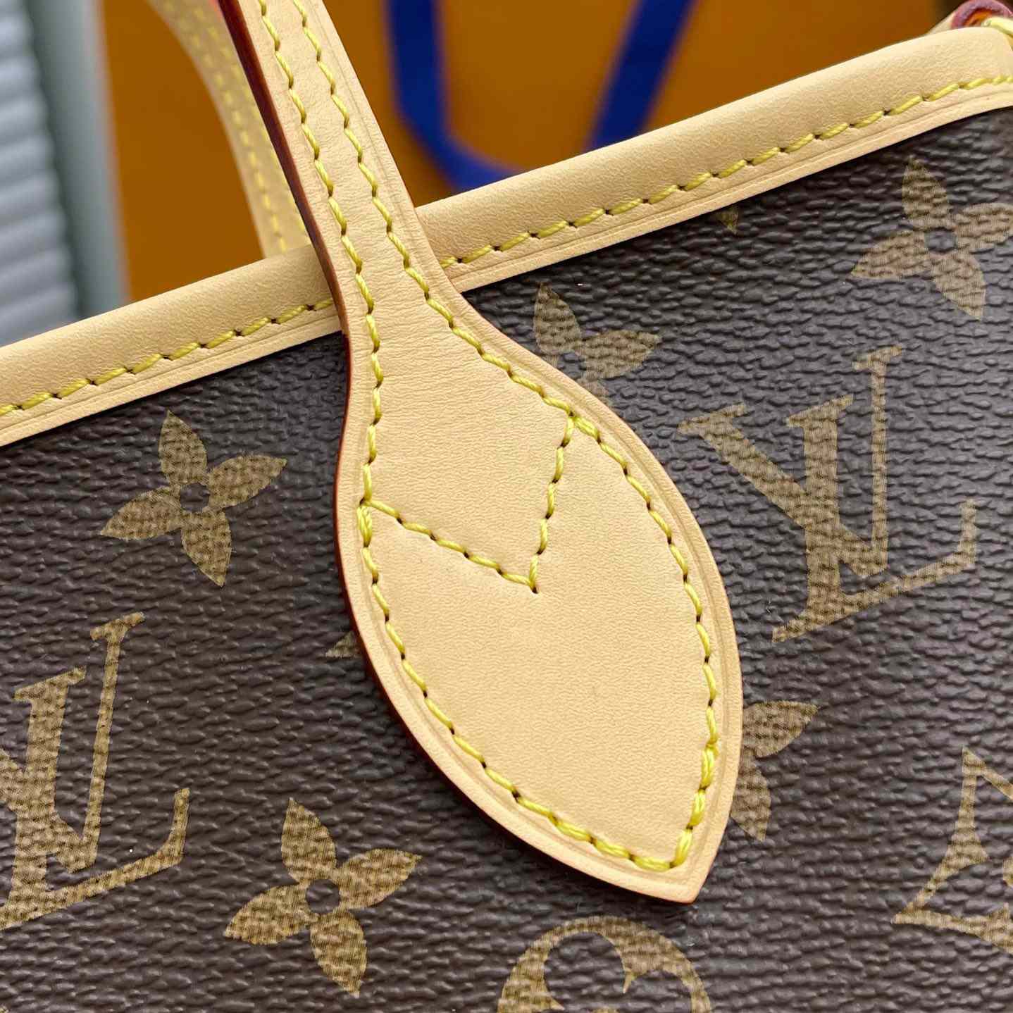 Louis Vuitton Neverfull BB   M46705 - DopestKickz