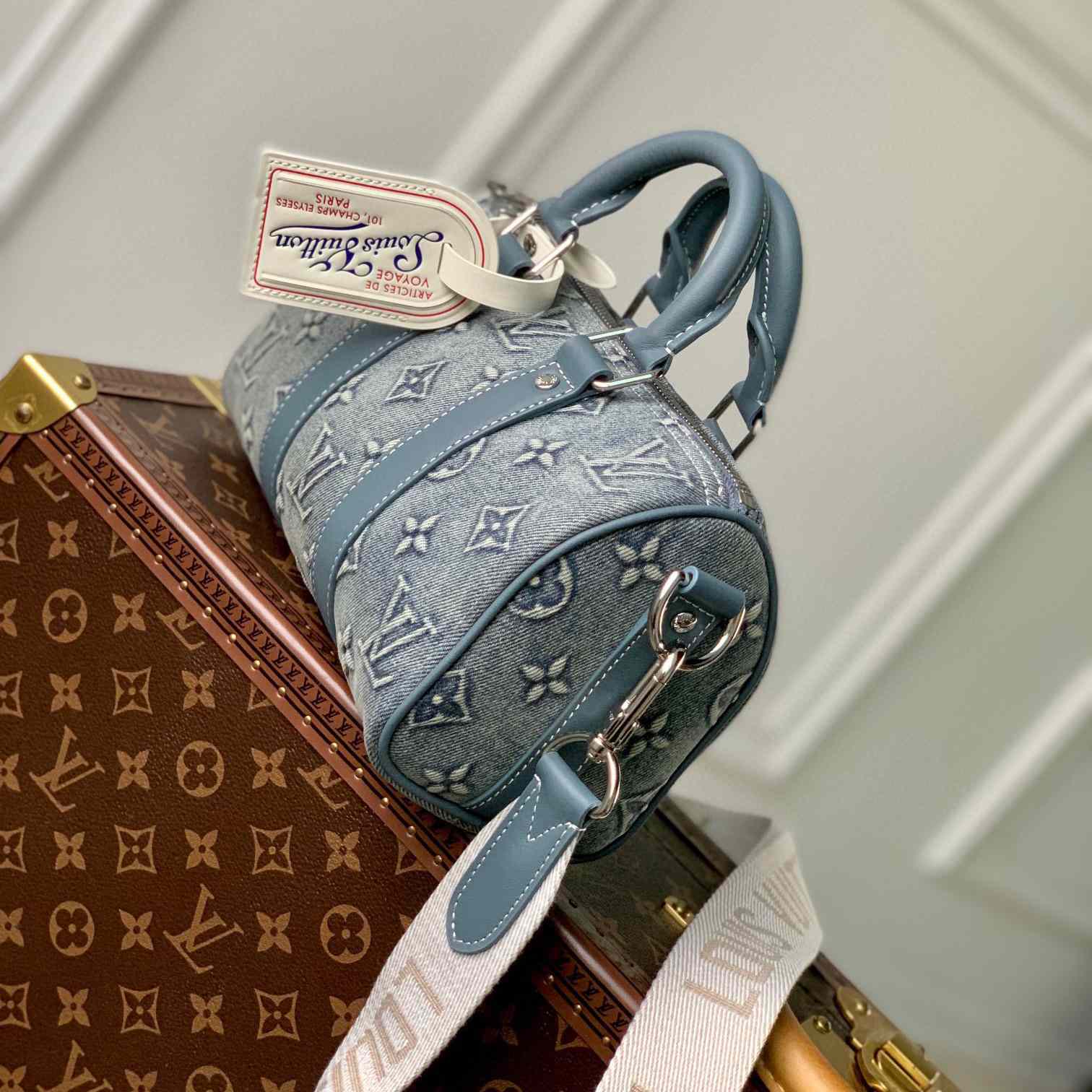 Louis Vuitton Keepall Bandoulière 25   M22762 - DopestKickz