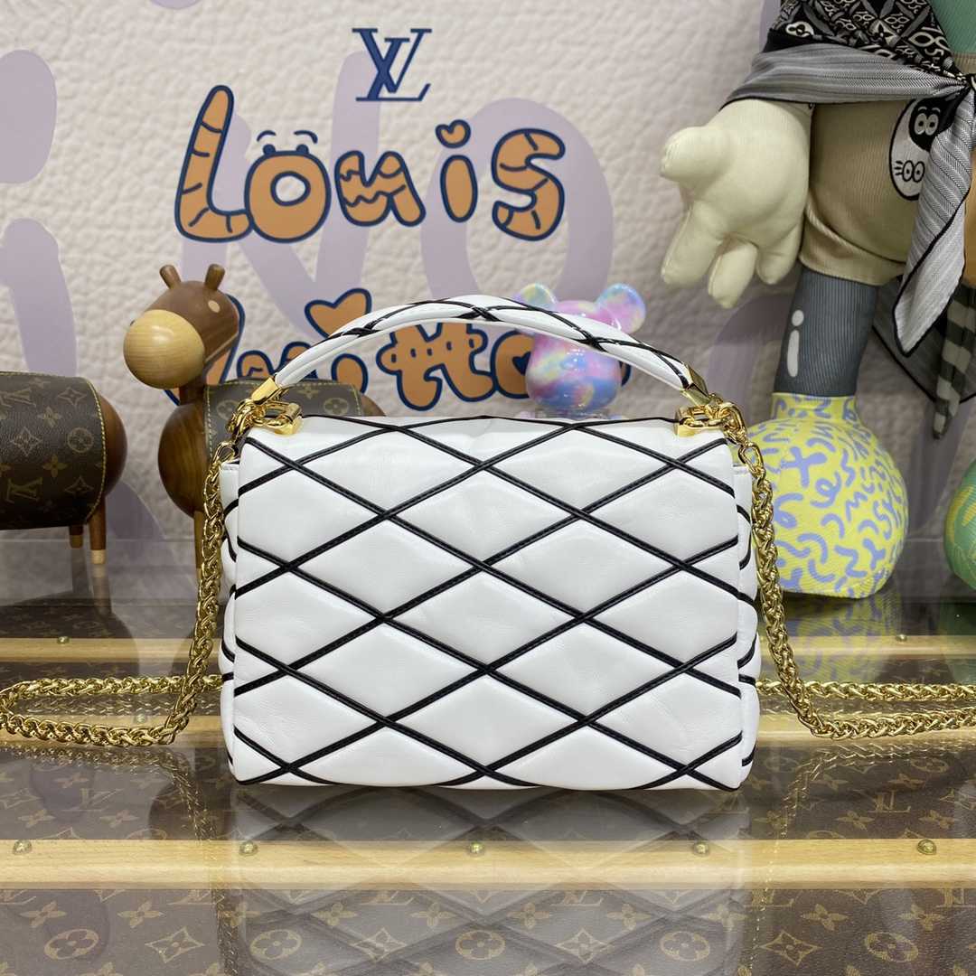 Louis Vuitton GO-14 MM   M22890 - DopestKickz