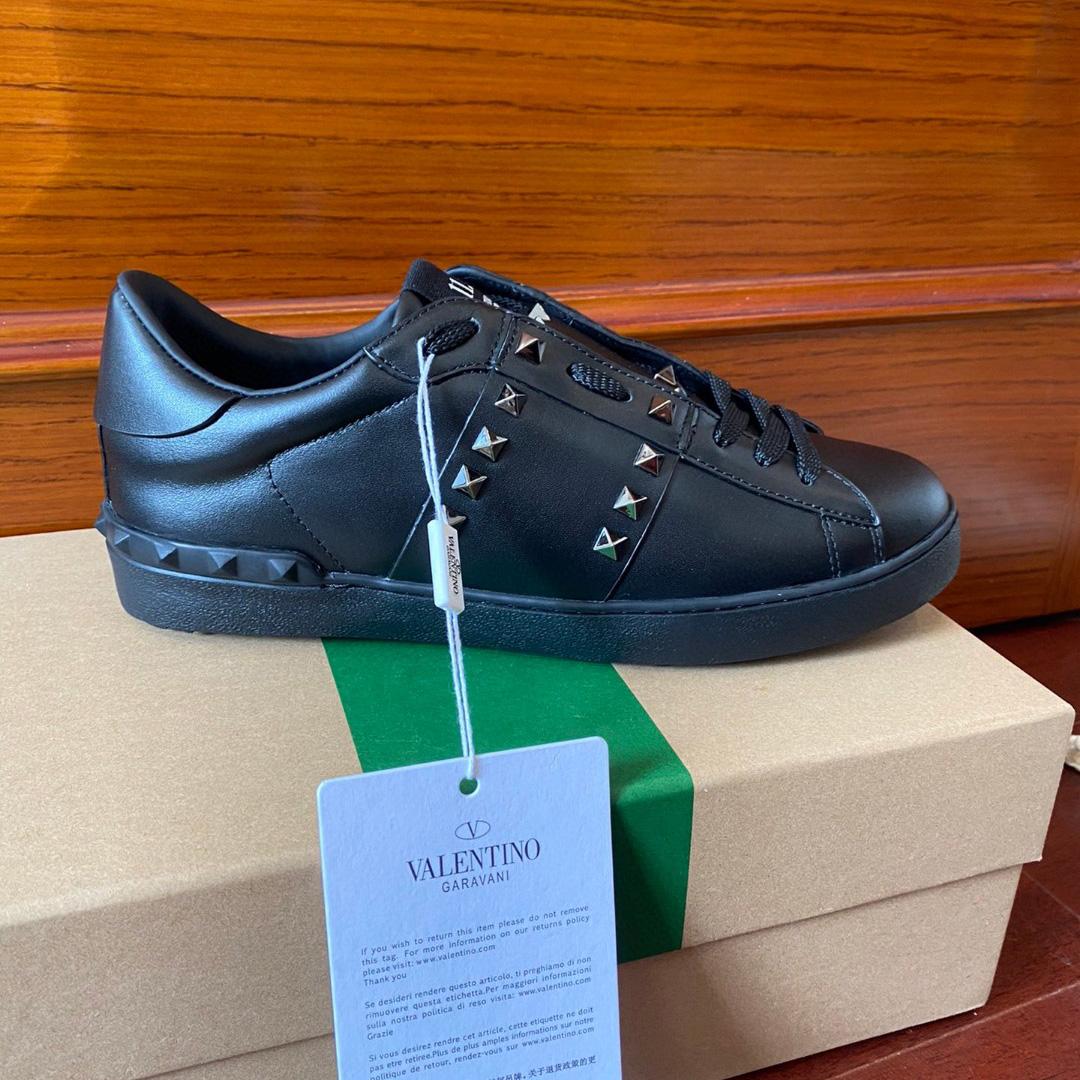 Valenti Rockstud Untitled Noir Calfskin Leather Sneaker - DopestKickz