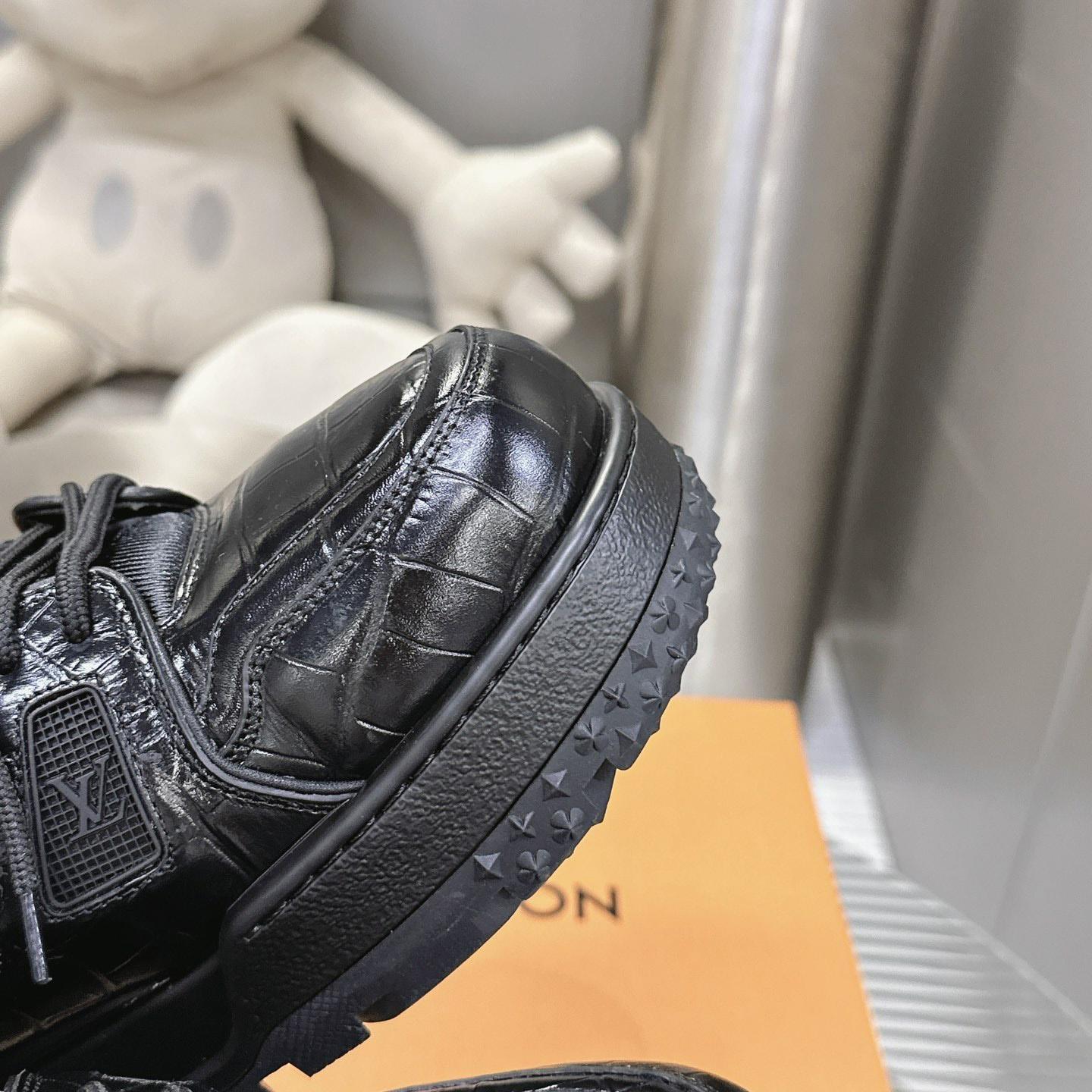 Louis Vuitton LV Trainer Maxi Sneaker   1ACN17 - DopestKickz