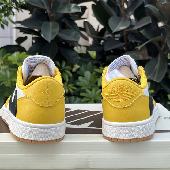 Travis Scott x Air Jordan 1 Low “Canary”  Sneaker   DZ4137-700 - DopestKickz