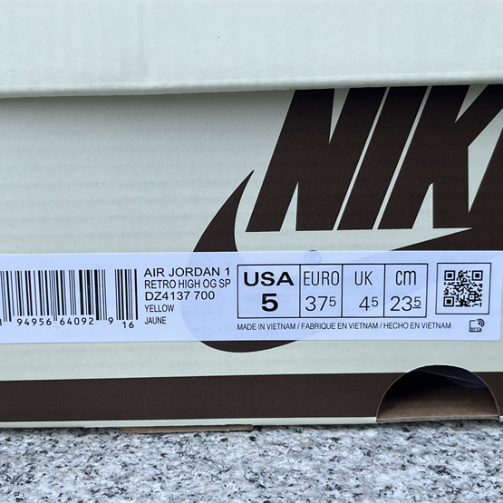 Travis Scott x Air Jordan 1 Low “Canary”  Sneaker   DZ4137-700 - DopestKickz