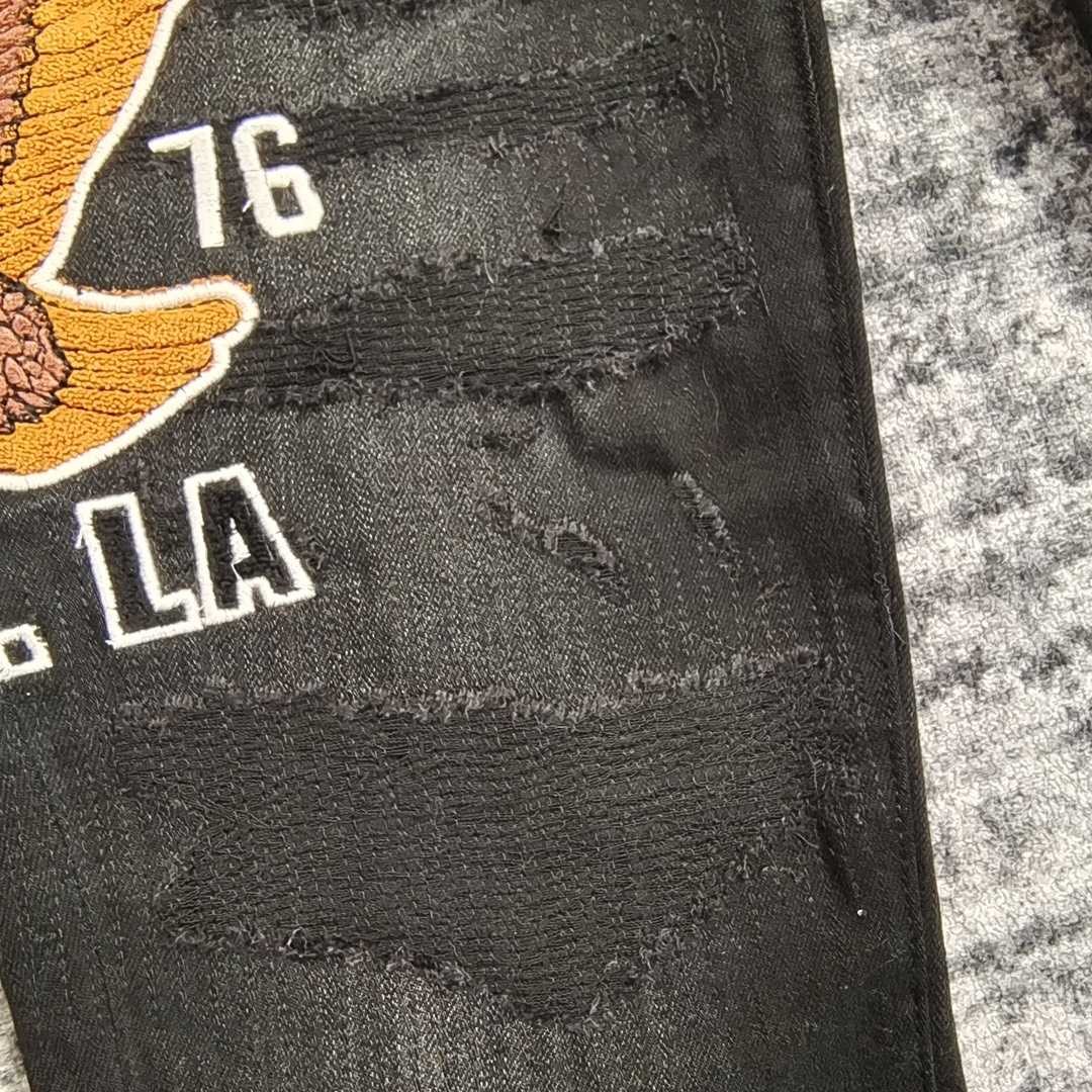 Amiri Slim Fit Jeans    657 - DopestKickz