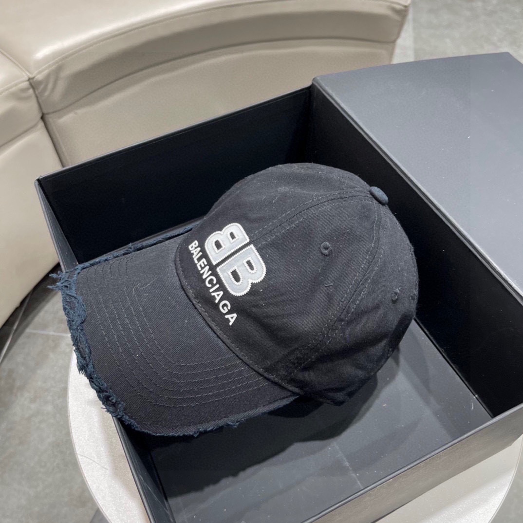 Balenciaga Cap - DopestKickz