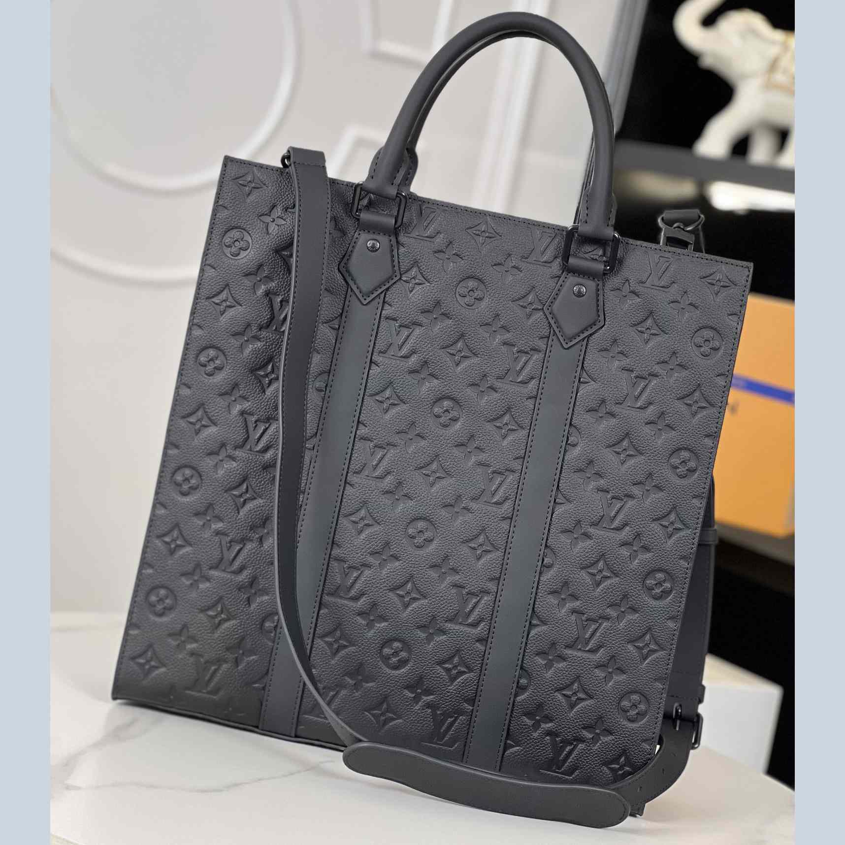 Louis Vuitton Sac Plat NV   M21866 - DopestKickz