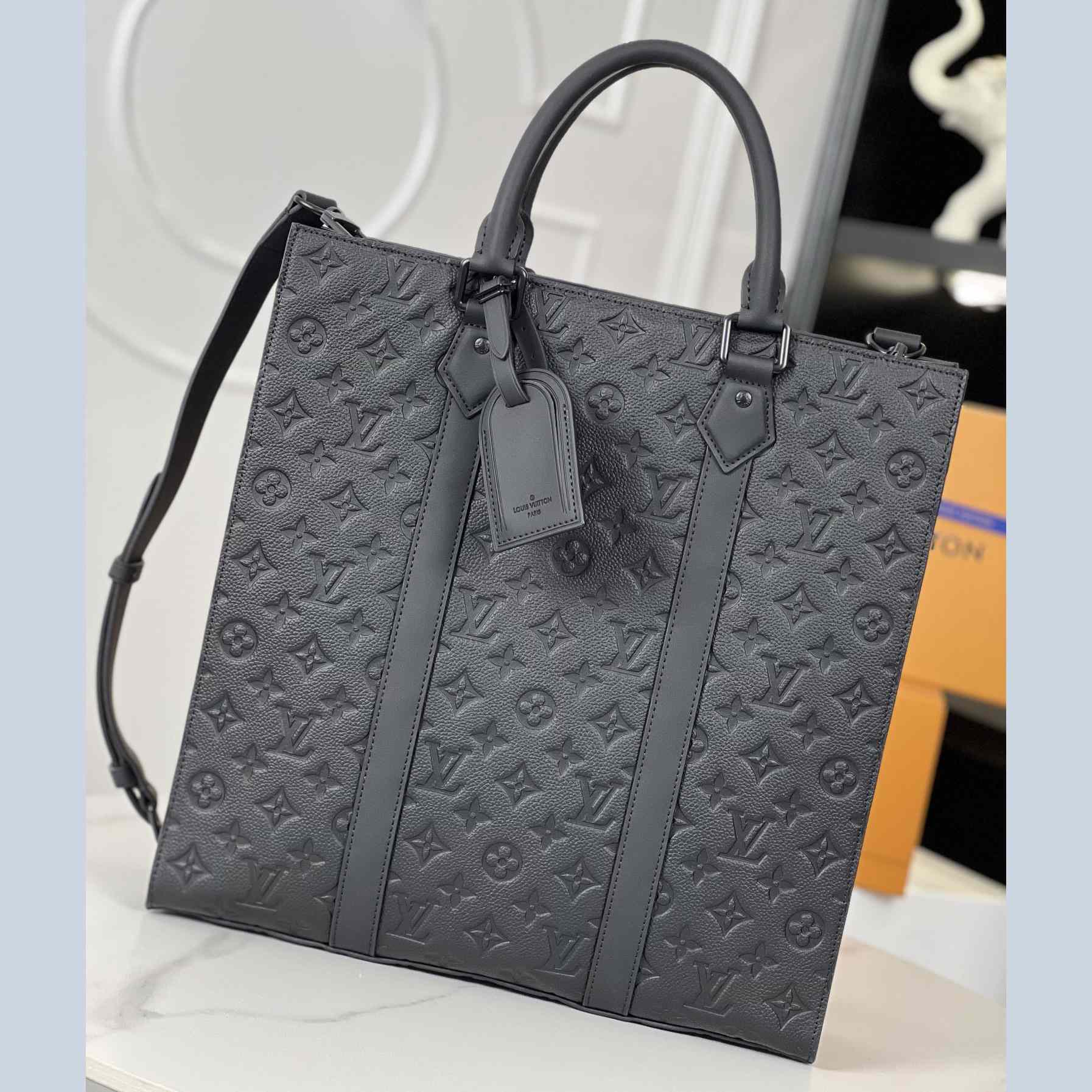 Louis Vuitton Sac Plat NV   M21866 - DopestKickz
