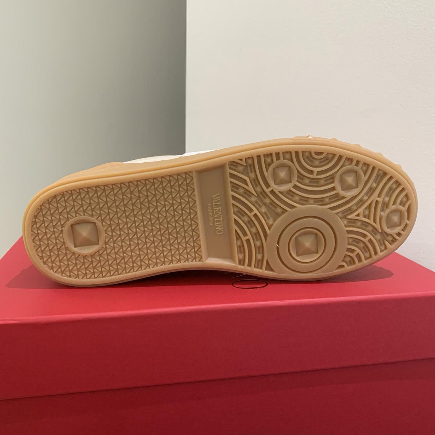 Valenti Garavani Upvillage Lace-up Sneakers - DopestKickz