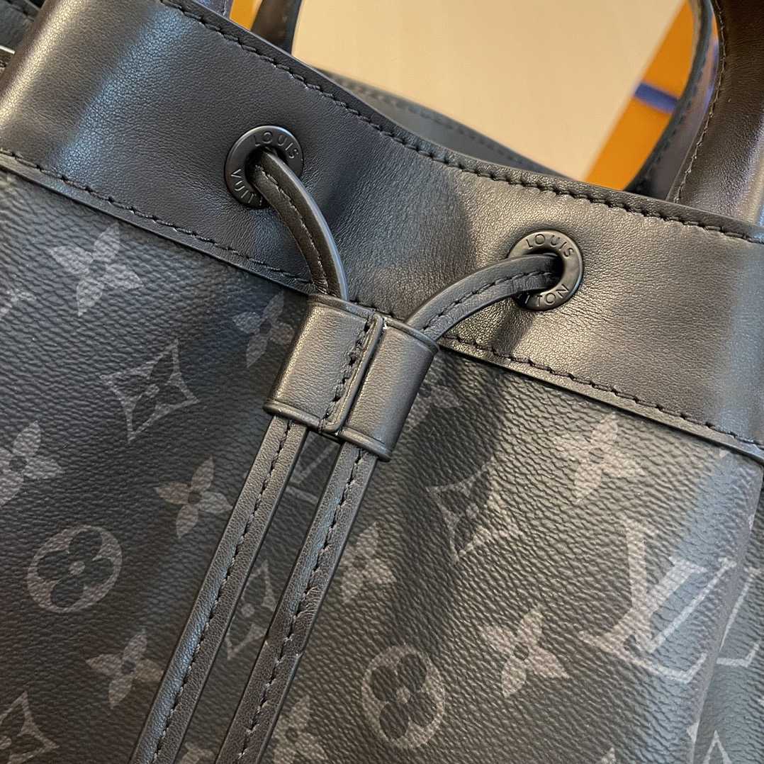 Louis Vuitton Maxi Noé Sling   M46693 - DopestKickz