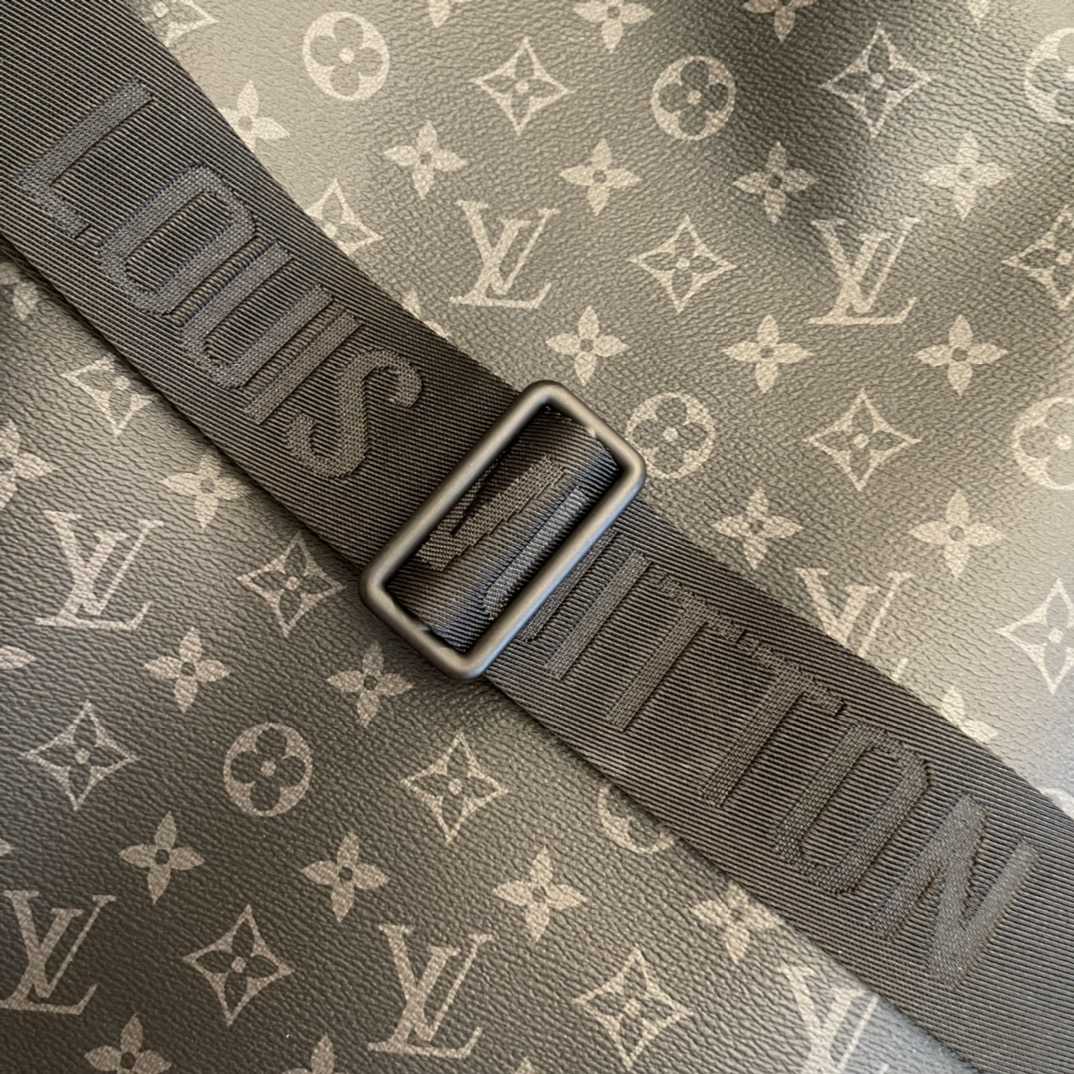 Louis Vuitton Maxi Noé Sling   M46693 - DopestKickz