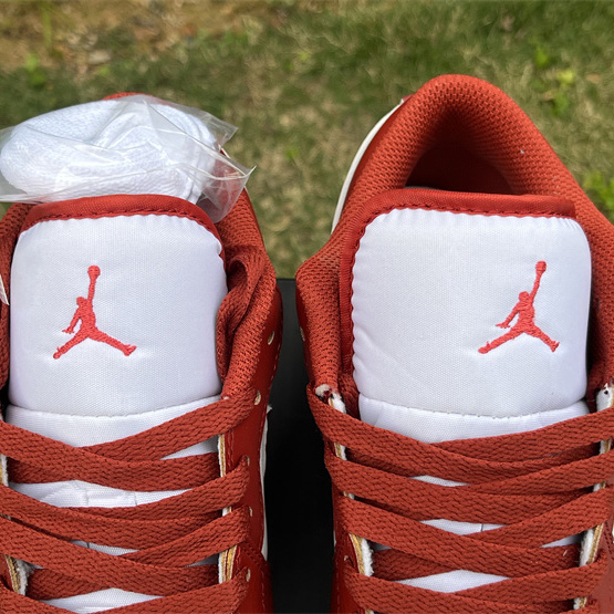 Air Jordan 1 Low Sneaker      FJ3459-160 - DopestKickz