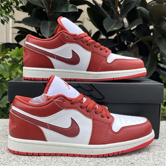 Air Jordan 1 Low Sneaker      FJ3459-160 - DopestKickz