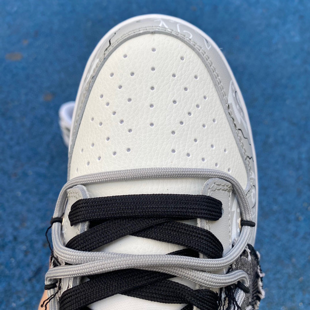 Nike Dunk Low Sneaker   DJ6188-101 - DopestKickz