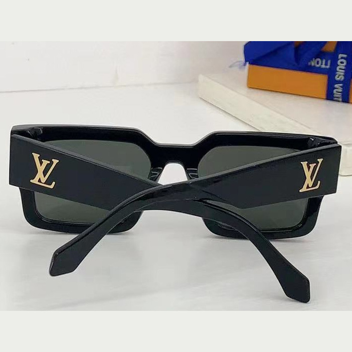 Louis Vuitton Sunglasses     - DopestKickz