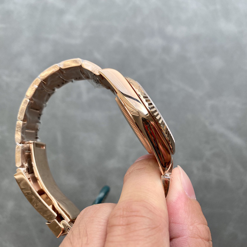 Rolex Sky-Dweller Watch - DopestKickz