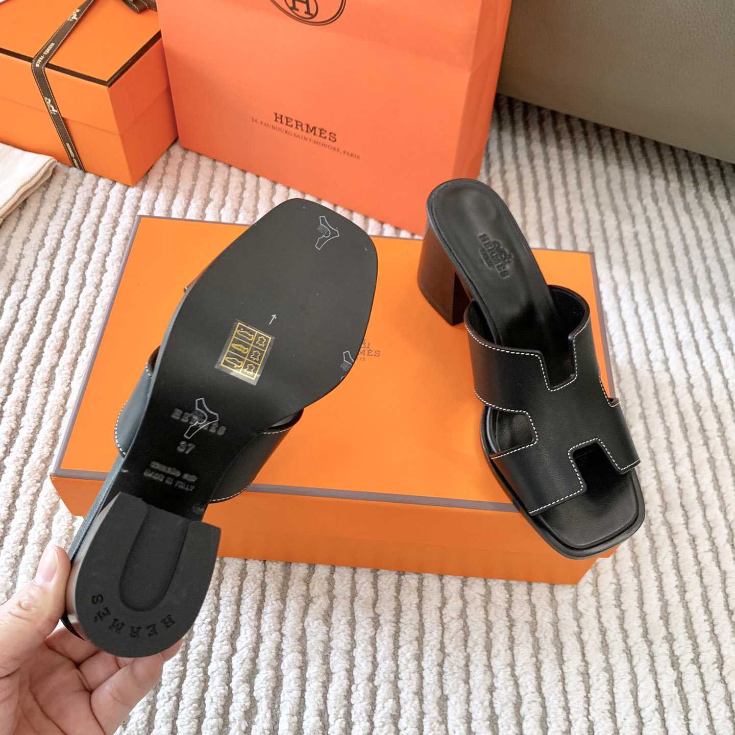 Hermes Oran Sandal - DopestKickz