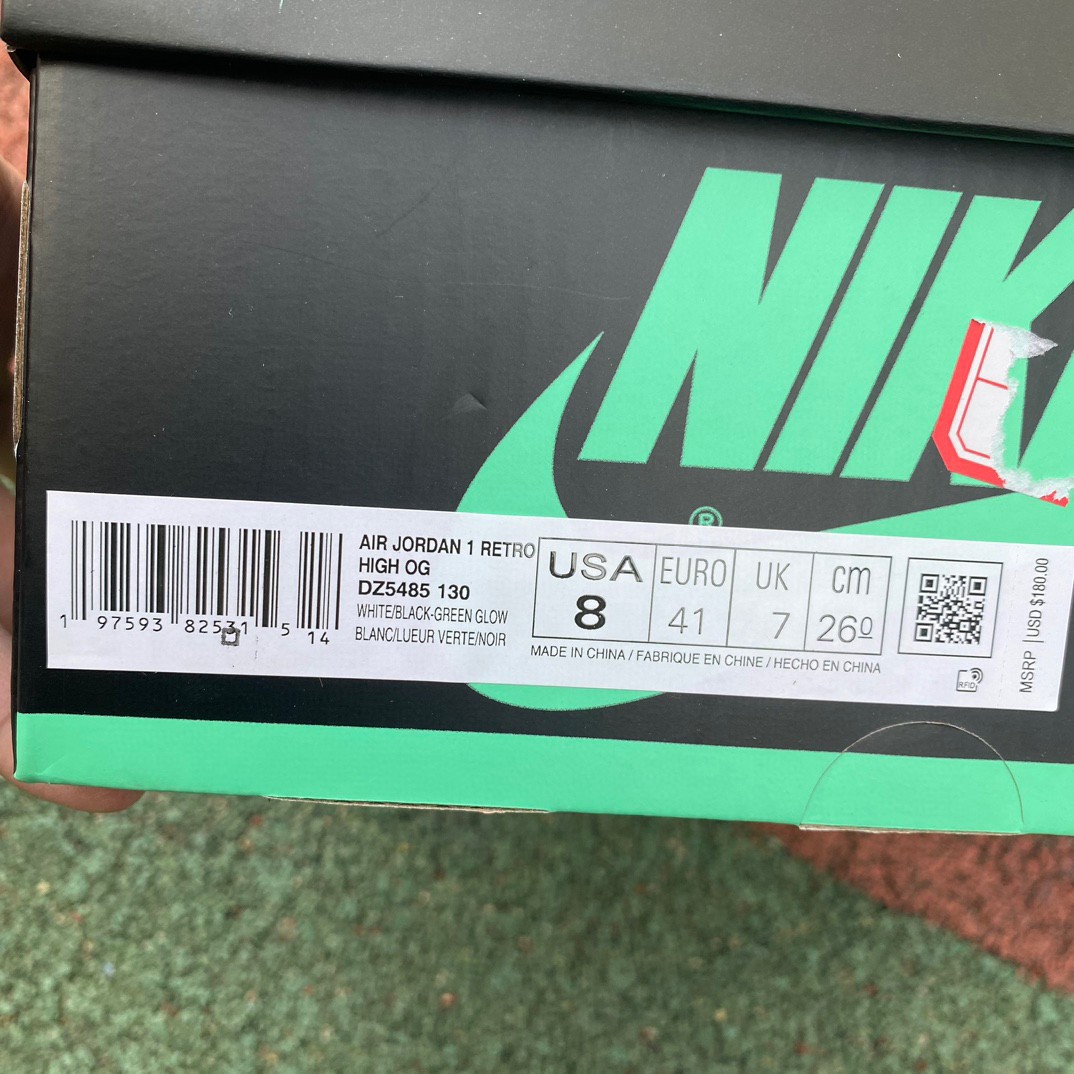 Air Jordan 1 Retro High OG “Green Glow” Sneaker    DZ5485-130 - DopestKickz