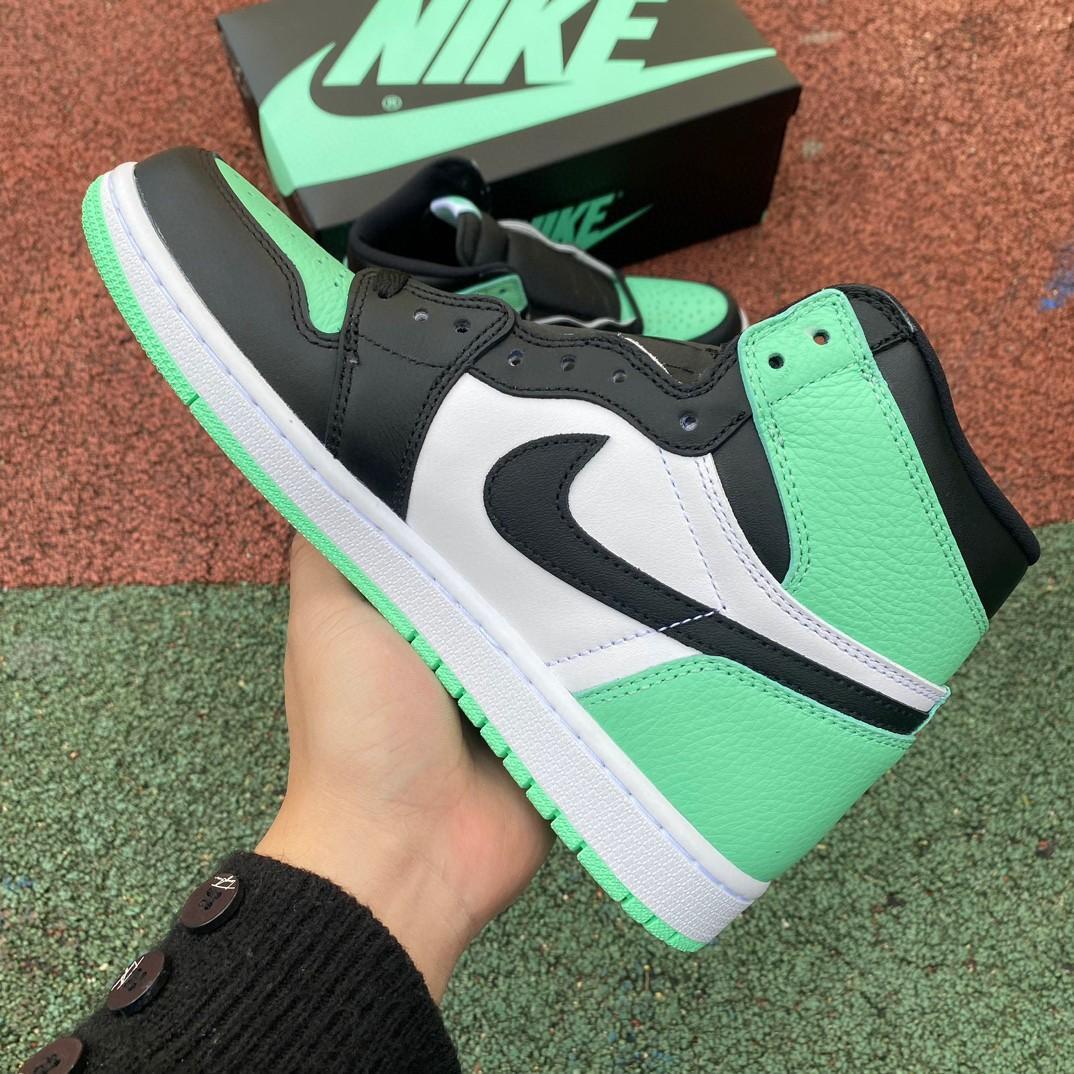 Air Jordan 1 Retro High OG “Green Glow” Sneaker    DZ5485-130 - DopestKickz