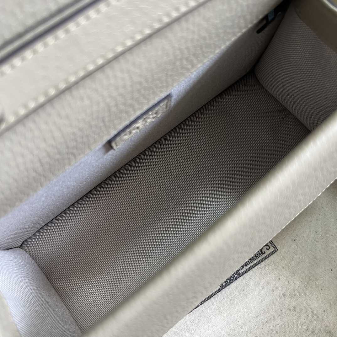 Gucci Small Dionysus Top Handle Bag - DopestKickz