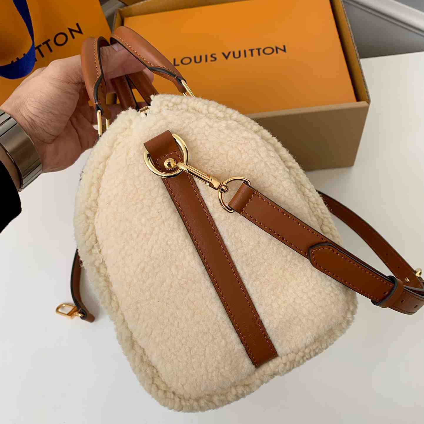 Louis Vuitton Speedy Bandoulière 25   M23468 - DopestKickz