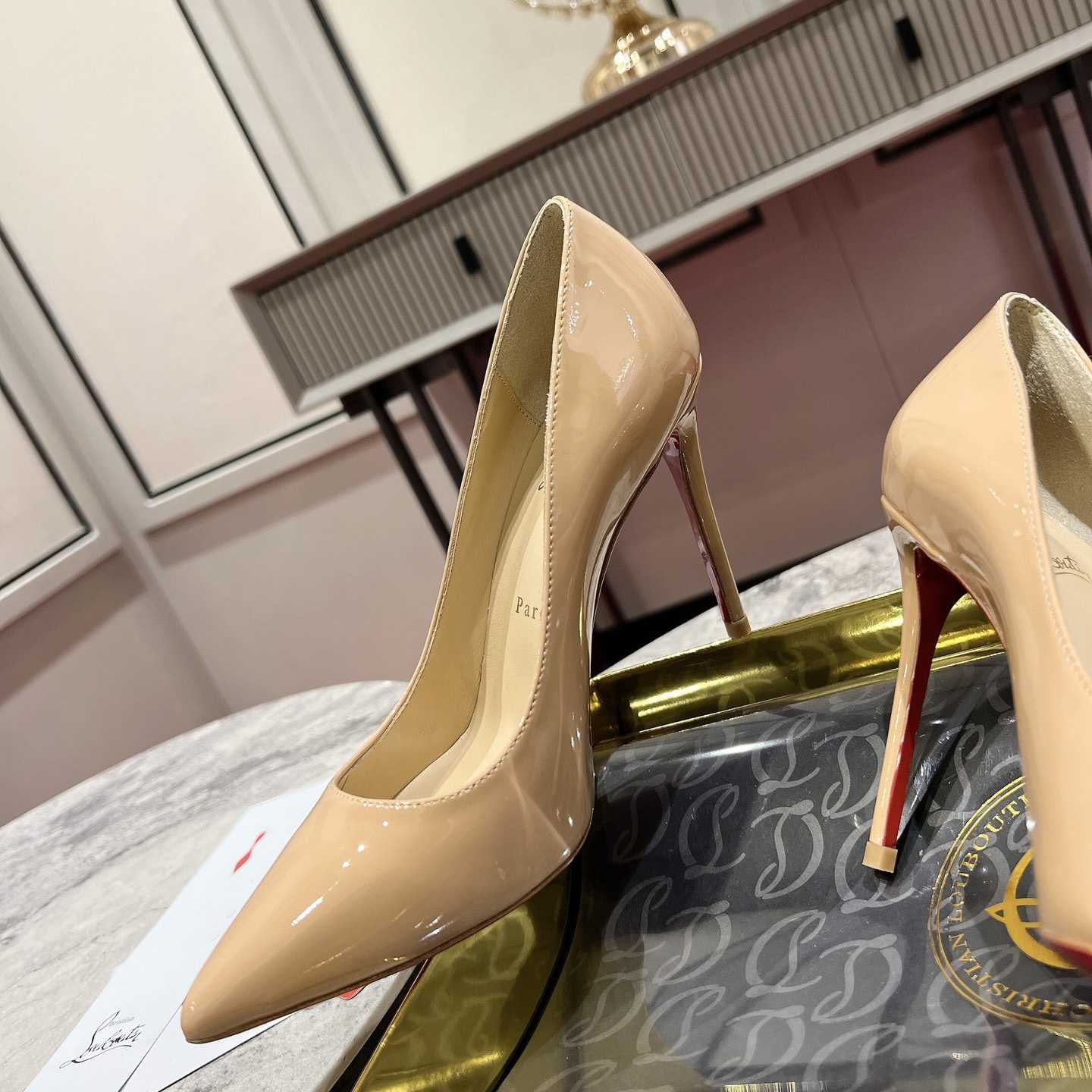 Christian Louboutin 100mm Pumps - DopestKickz