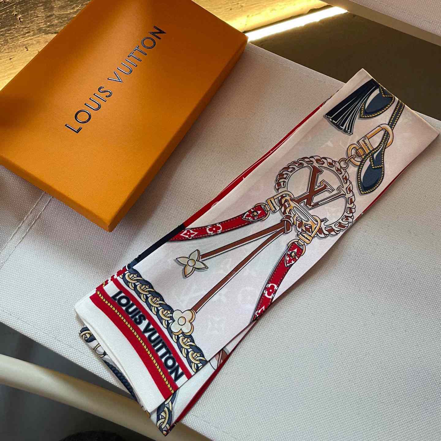 Louis Vuitton Mix and Straps Bandeau   M78498 - DopestKickz