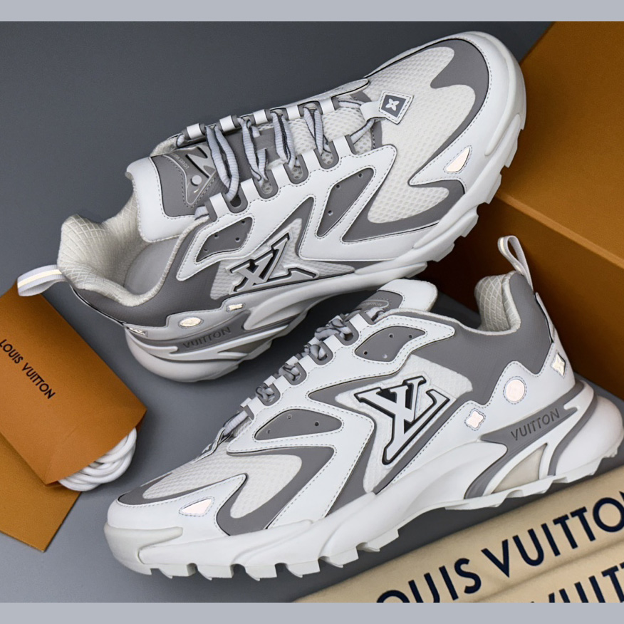 Louis Vuitton LV Runner Tatic Sneaker   (Upon UK Size)      - DopestKickz