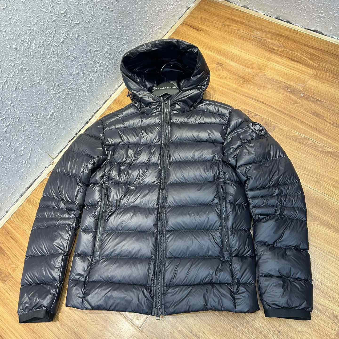 Canada Goose Logo-patch Padded Jacket - DopestKickz
