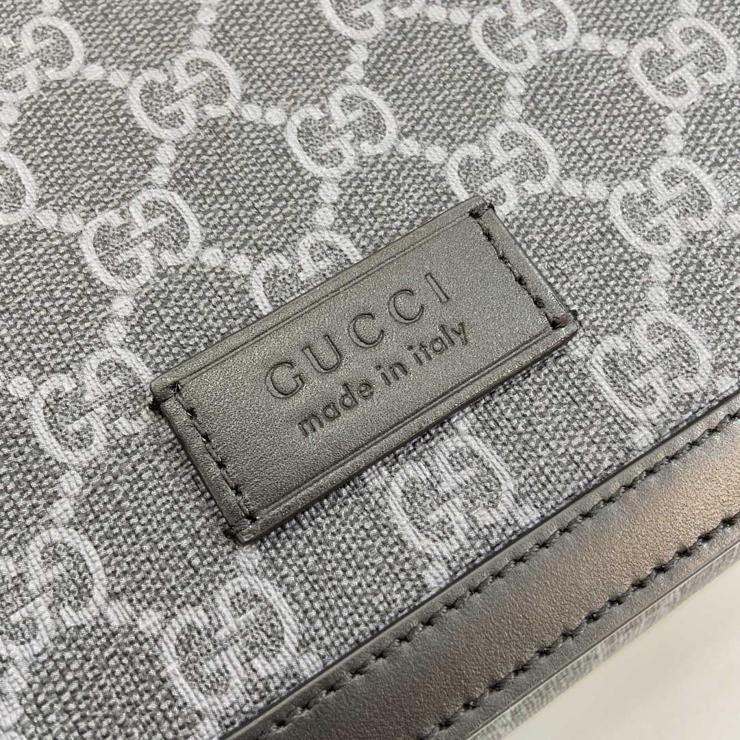 Gucci GG Crossbody Bag - DopestKickz