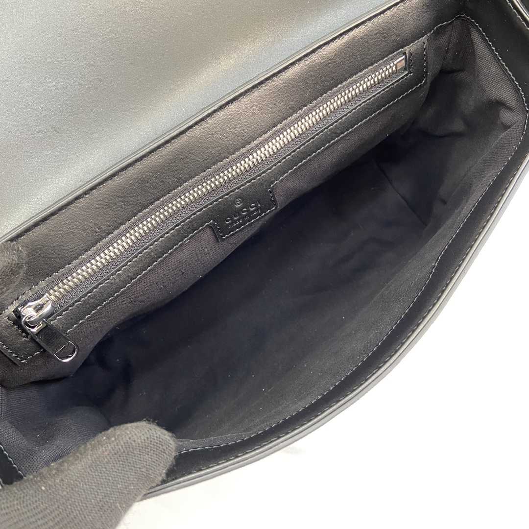 Gucci GG Crossbody Bag - DopestKickz