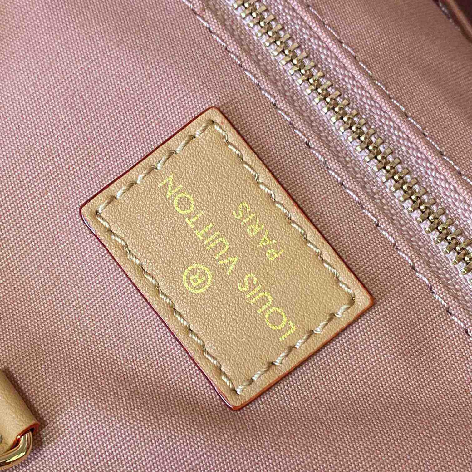 Louis Vuitton OnTheGo MM   M46912 - DopestKickz