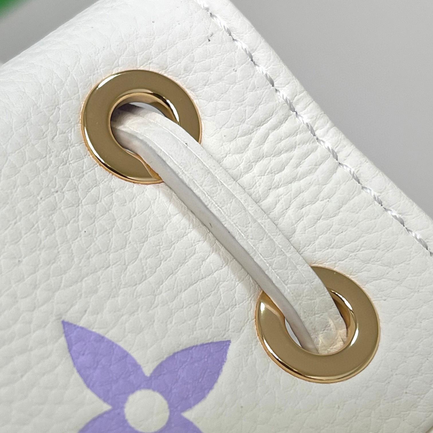 Louis Vuitton Nano Noé     M82933 - DopestKickz