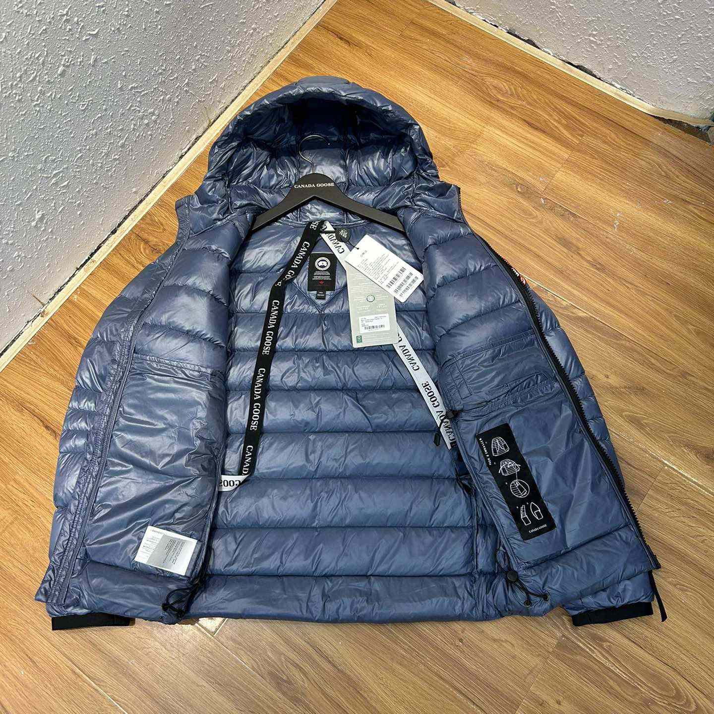 Canada Goose Crofton Hooded Jacket - DopestKickz