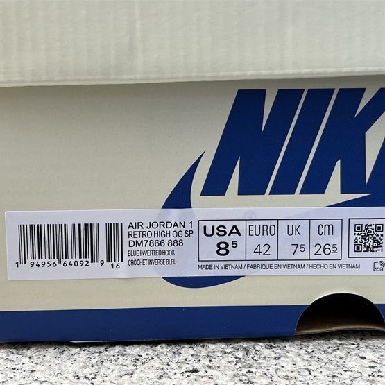 Travis Scott x Air Jordan 1 Sneaker      DM7866-888 - DopestKickz