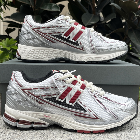 New Balance 1906R Sneakers        M1906REA  - DopestKickz