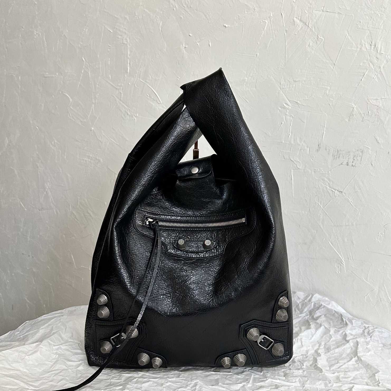 Balenciaga Men's Le Cagole Men Shopper Bag In Black - DopestKickz