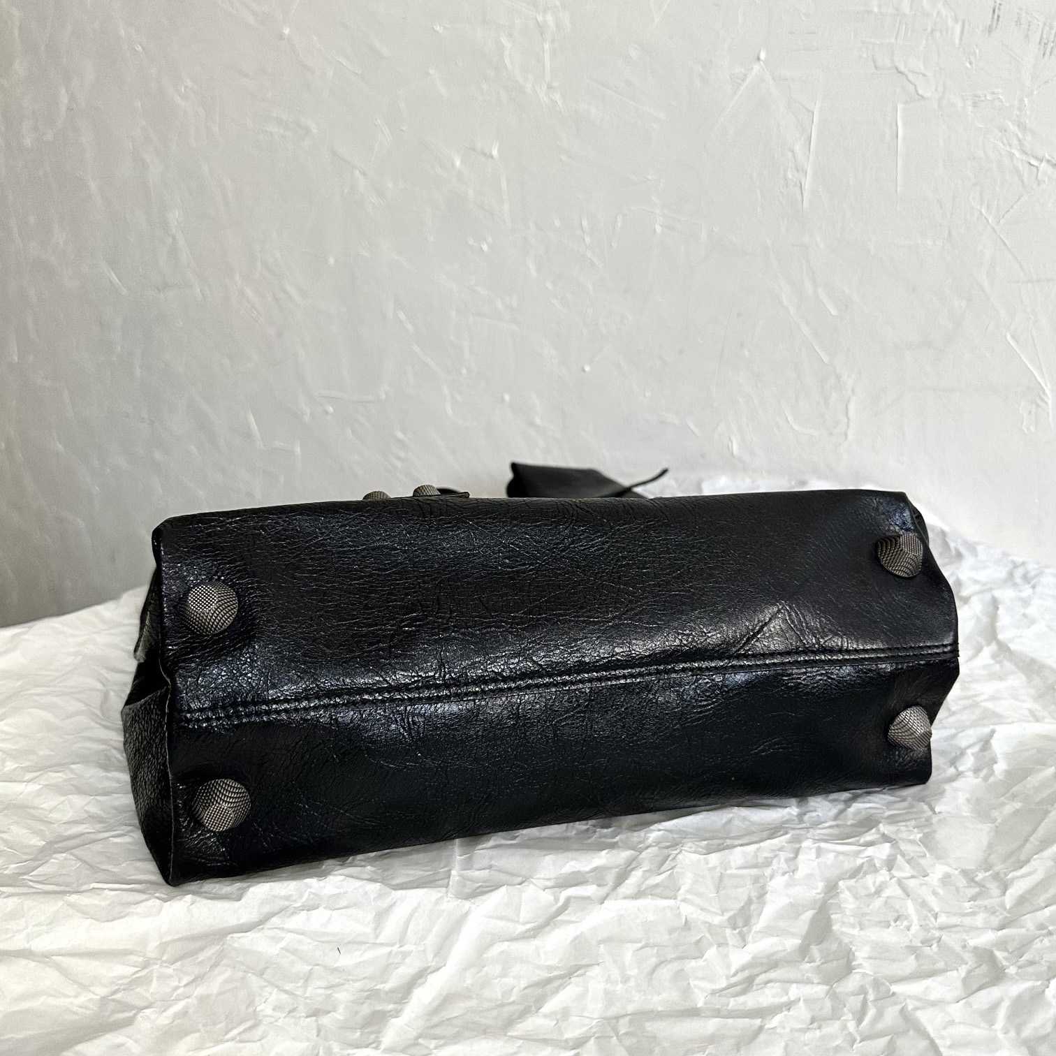 Balenciaga Men's Le Cagole Men Shopper Bag In Black - DopestKickz