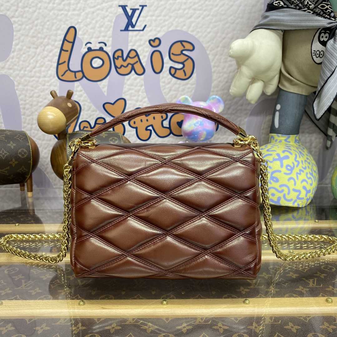 Louis Vuitton GO-14 MM   M23601 - DopestKickz