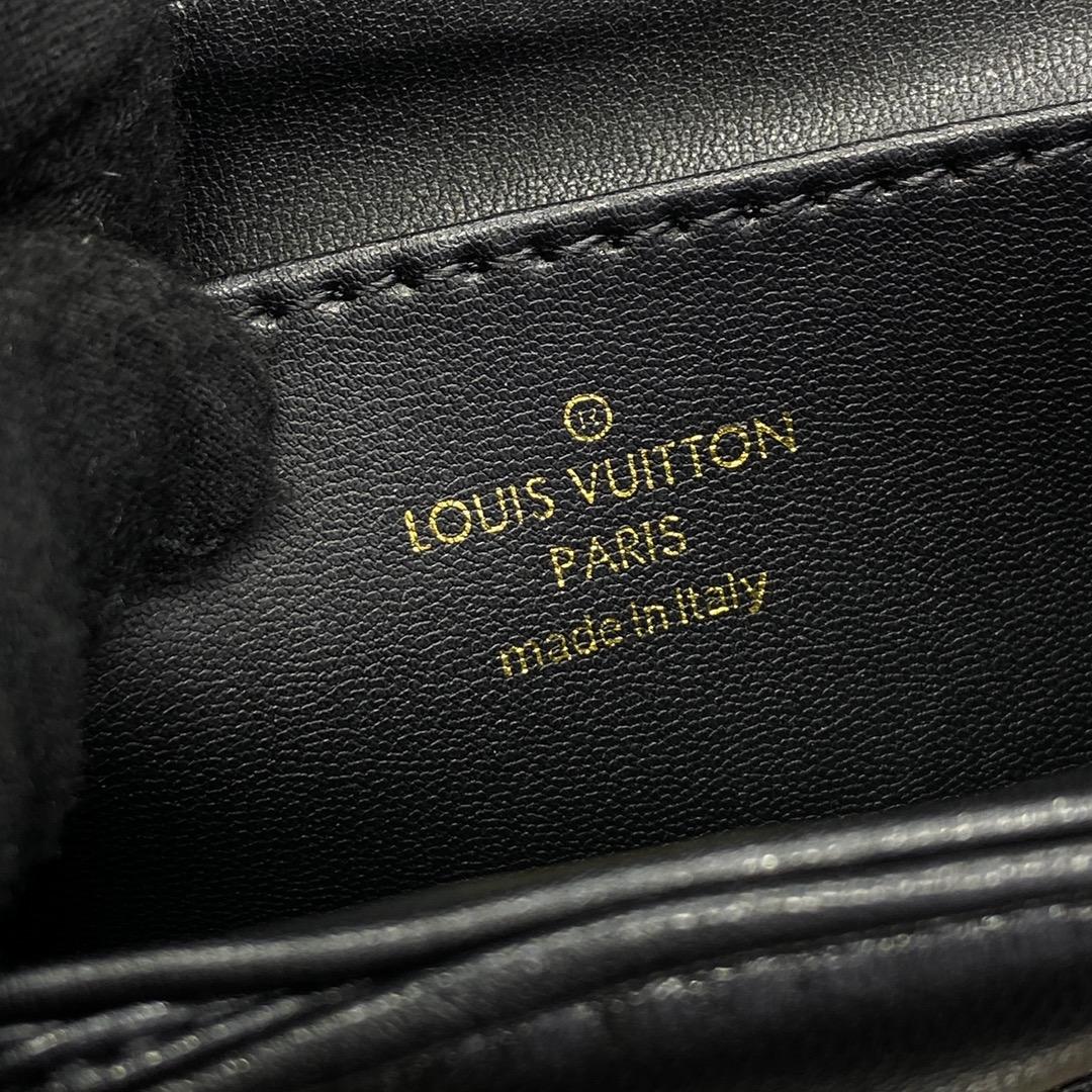 Louis Vuitton GO-14 MM   M22891 - DopestKickz