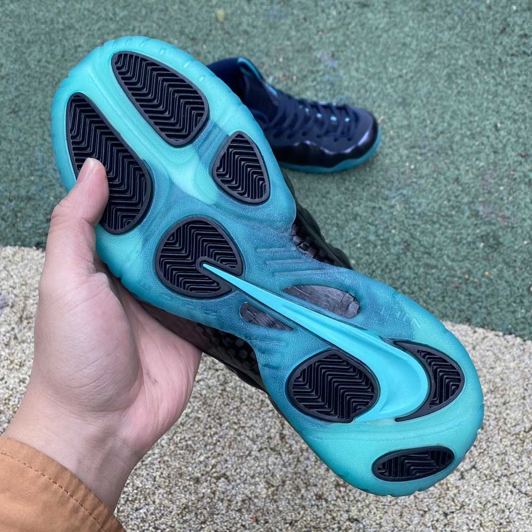 Nike Air Foamposite Pro Aqua Sneakers        624041-402 - DopestKickz