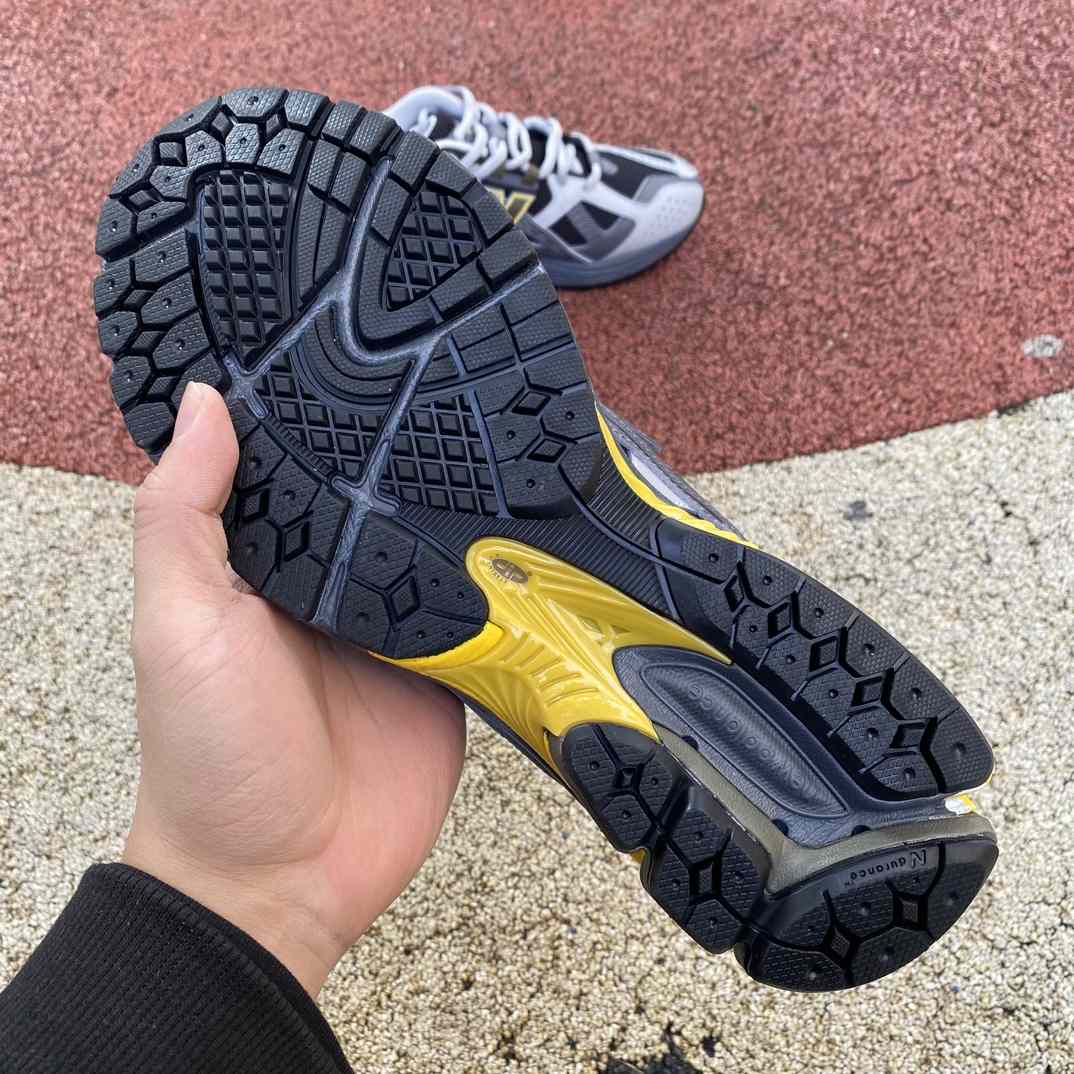 New Balance Sneakers        M1906NA - DopestKickz