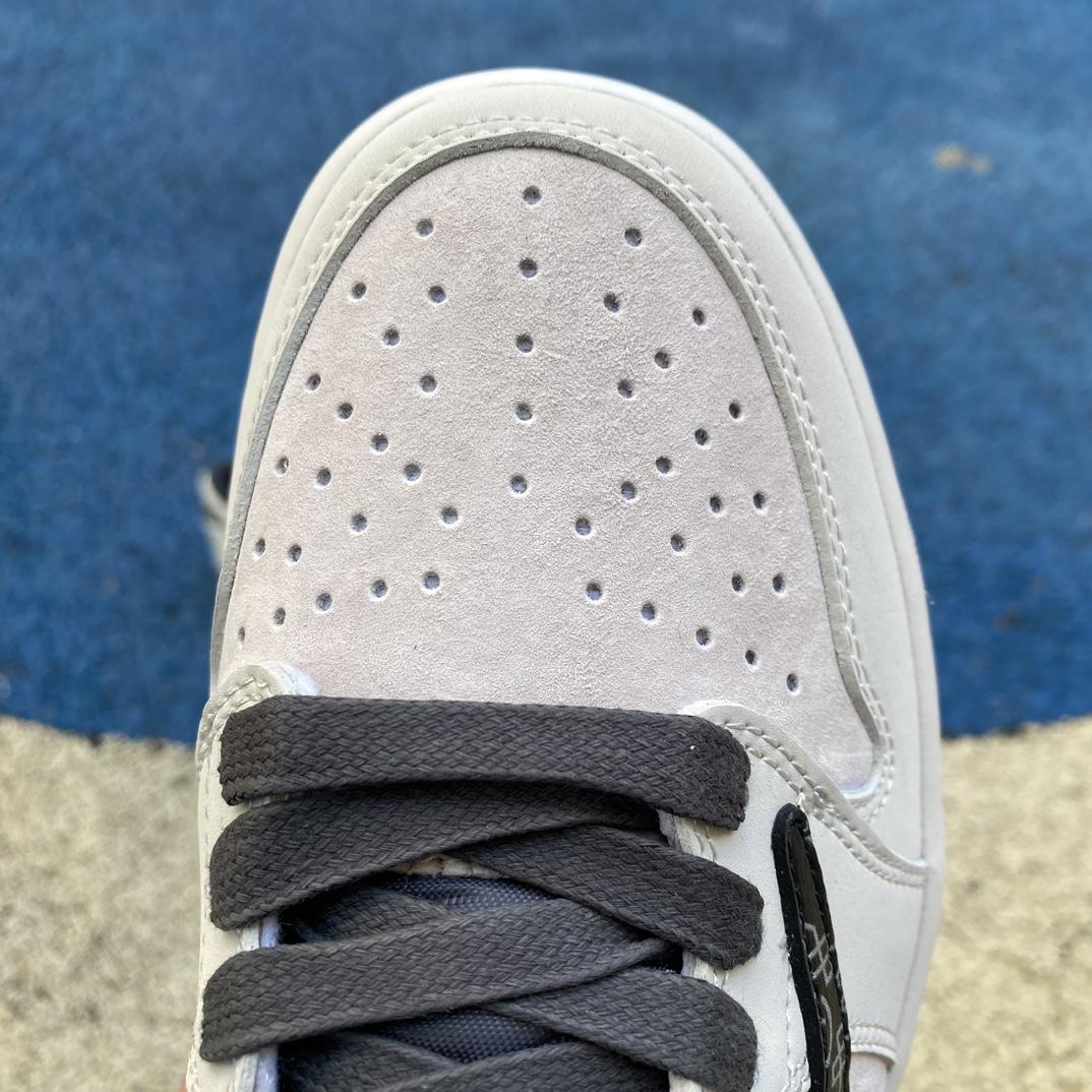 Tracis Scott x Air Jordan 1 Low Golf Sneaker   DZ4137-708 - DopestKickz