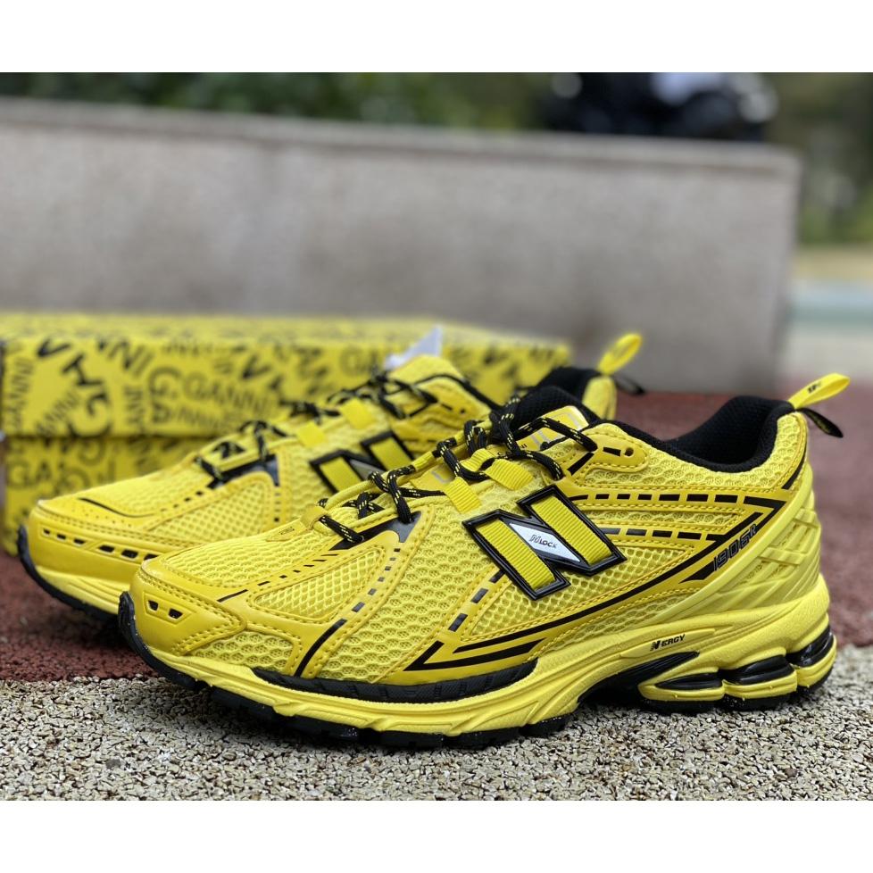 GANNI x New Balance 1906R Sneakers      M1906RGA - DopestKickz