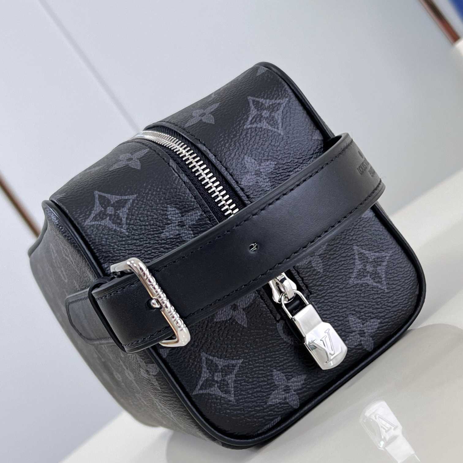 Louis Vuitton Locker Dopp Kit   M83113 - DopestKickz